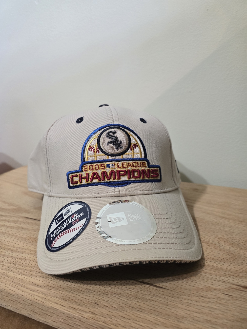 New Era Beige Chicago White Sox 2005 Champions Hat